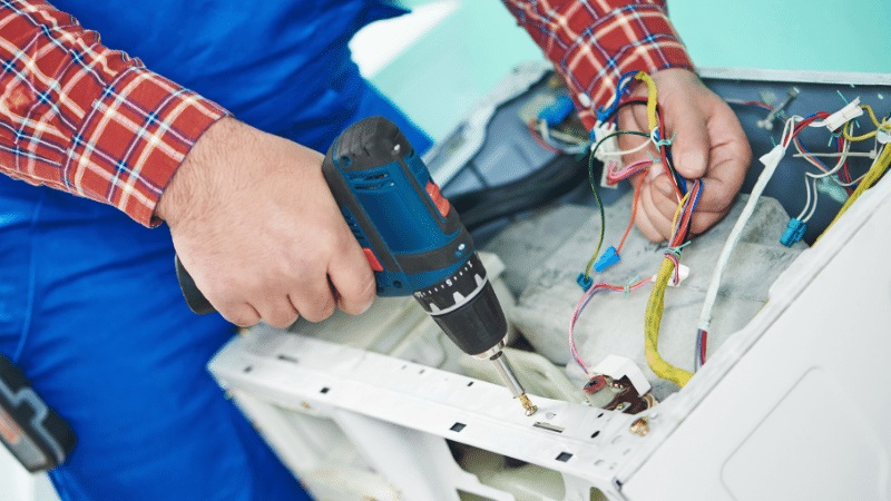 Altındağ Hoover Hoover çamaşır makinesi kart tamiri – Su almama arızası orijinal parça ile giderildi. - Teknik servis örneği